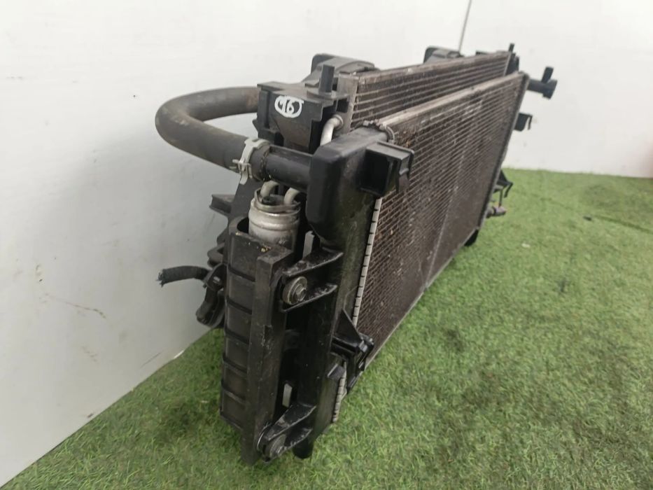 Kit de radiadores NISSAN NV200/Evalia Combi (M20)
