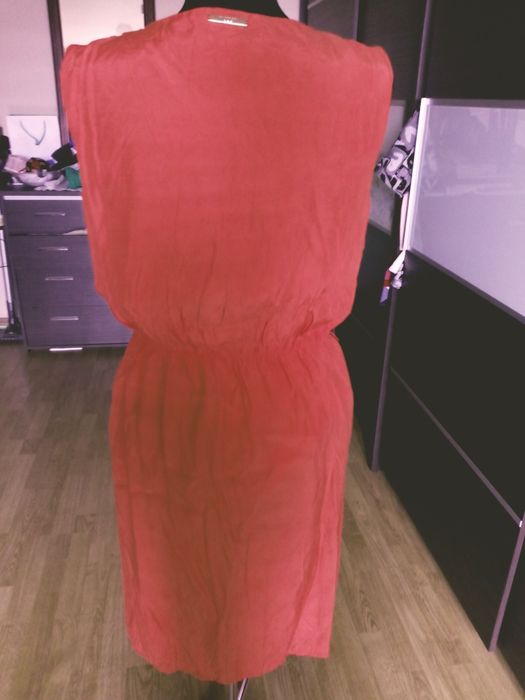 Sukienka 38 Monnari prosta pomarancz