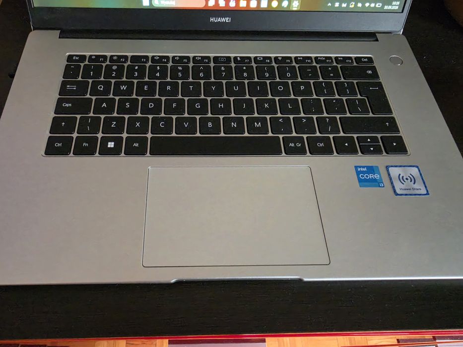 Laptop Huawei D15 jak nowy