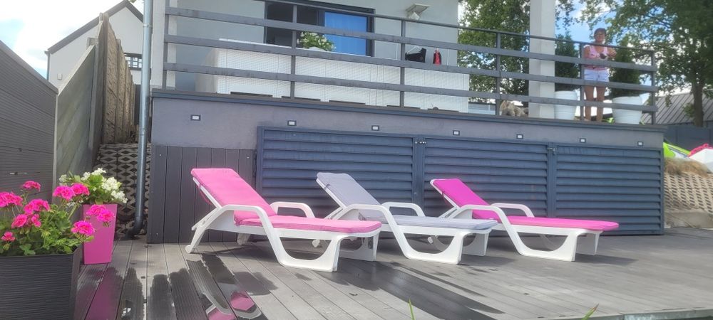 Domek nad jeziorem z własną plażą + jacuzzi