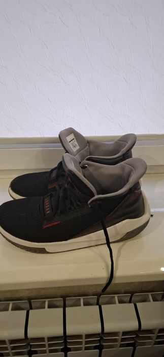 Кроссовки Jordan р.42