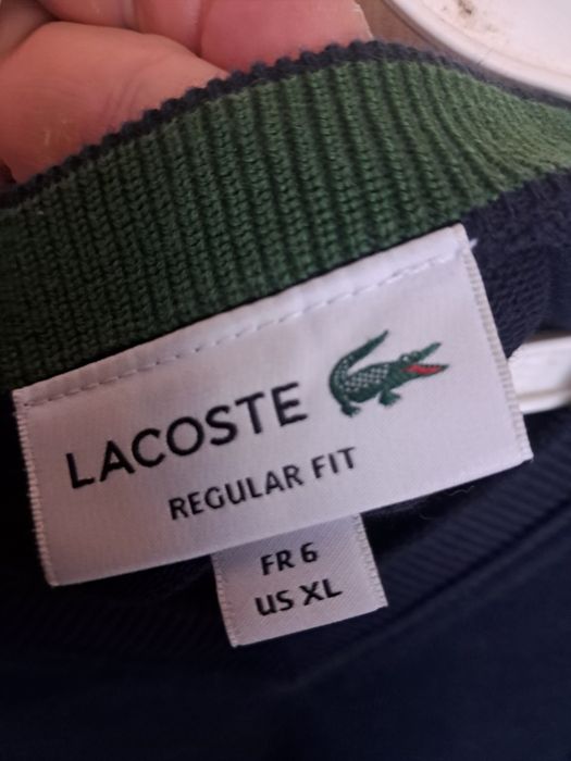 Чоловічий темно-синій светр Lacoste
