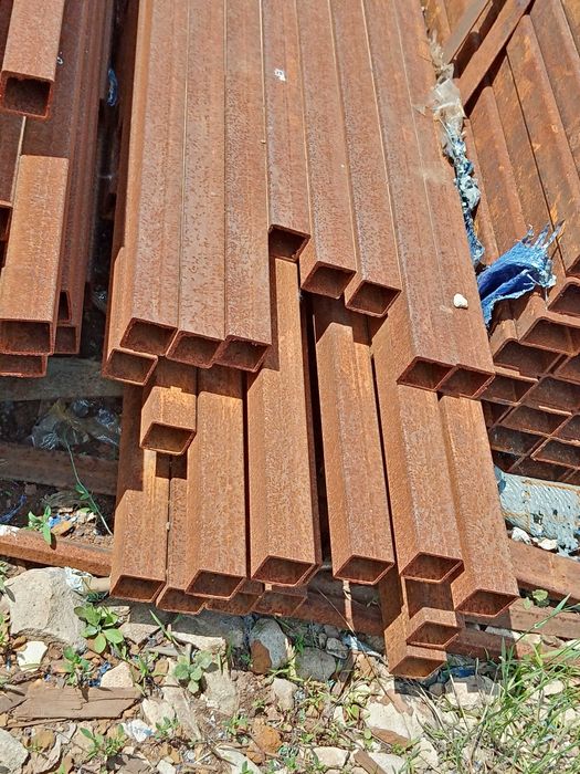 Труба  профильная 40х40 мм.