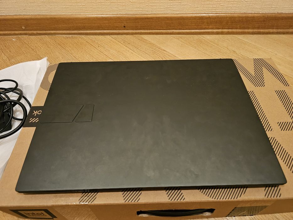 ASUS VIVOBOOK S16X продам ноут на запчастини