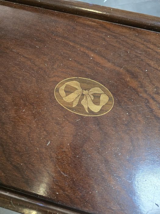 Carrinho de chá  em madeira