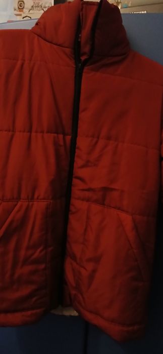 Демісезонна курточка жіноча