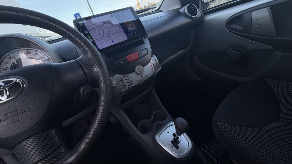 Toyota Aygo - Caixa Automática c/ GPS e CarPlay — photo 2