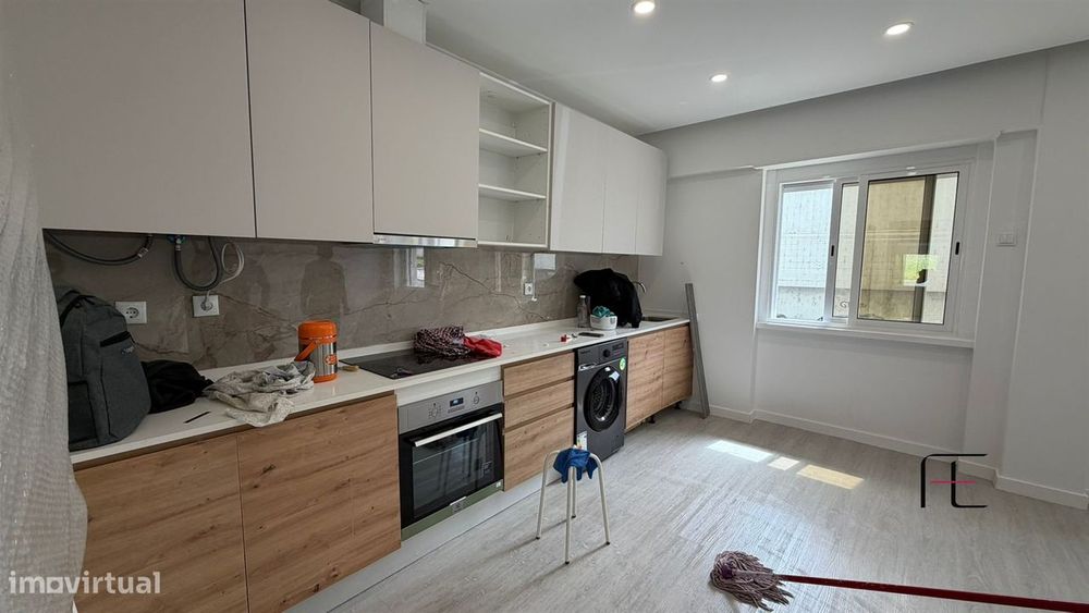 Apartamento T2 Venda em Águas Livres,Amadora — Águas Livres, Lisboa