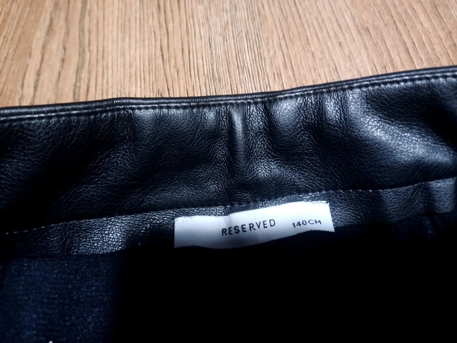 Spodnie dziewczęce r. 140 Reserved