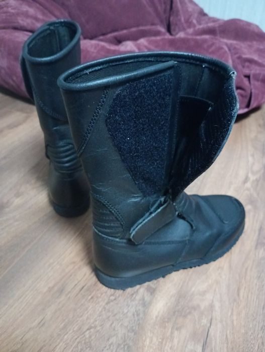 Мотоциклетні чоботи AKITO шкіряні Італія