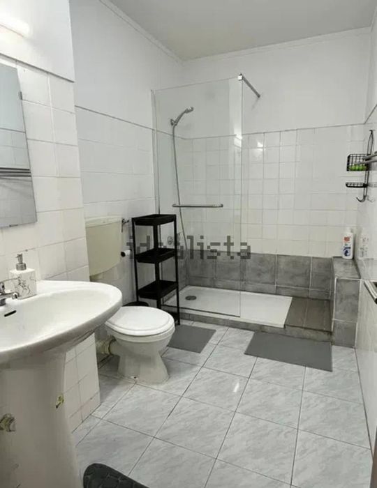 Quarto para Arrendar Queluz