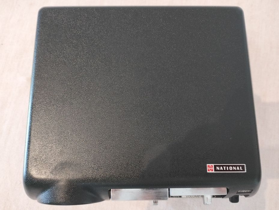 Auto-Rádio de 8 Pistas National RARO