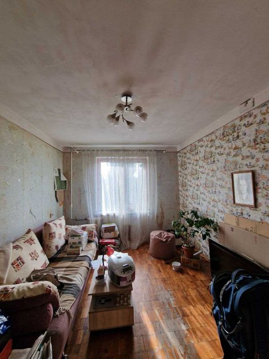 Продам 3-комнатную квартиру на Калиновой
