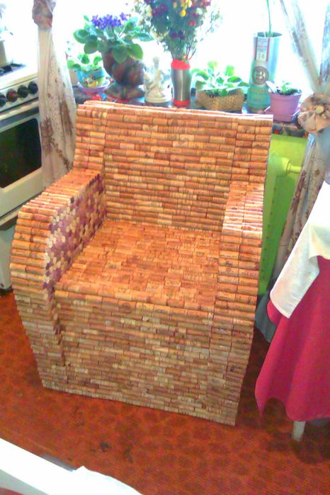 Пробки винні і із-під шампанського