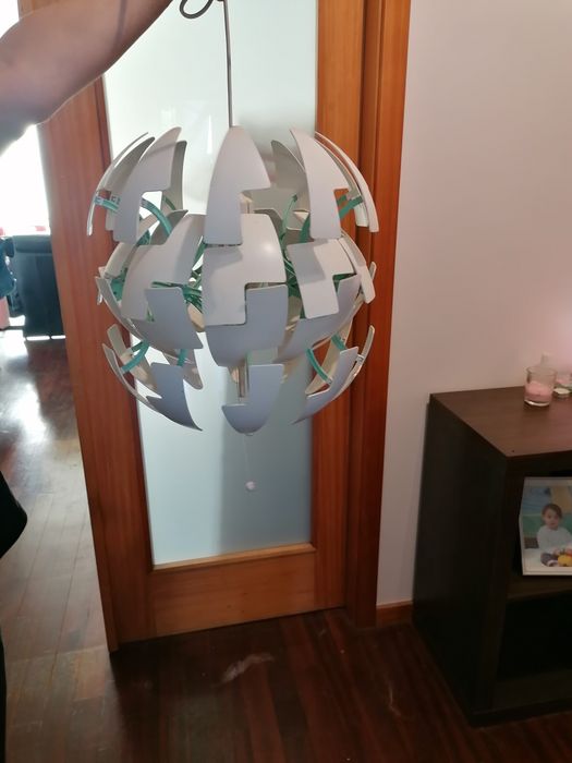 Candeeiro em bola