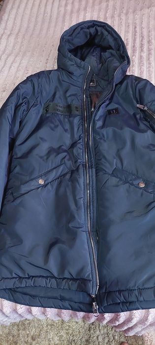 Зимова куртка чоловіча