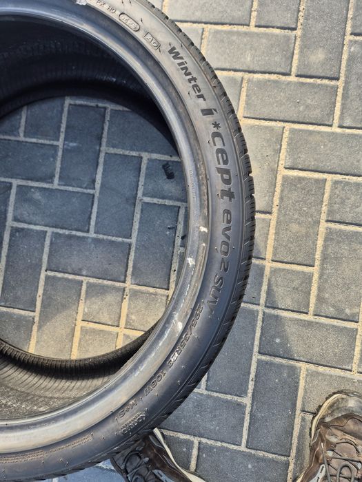Hankook winter i'cept evo 2 Suv 295/35/23 108W rok 2025 7.5mm