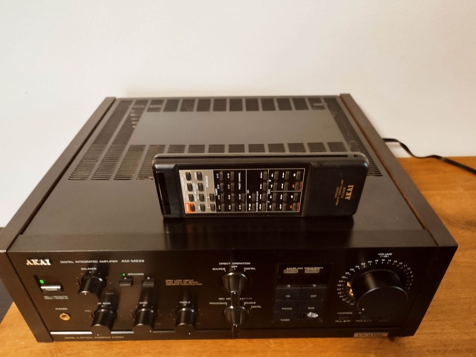 NOWA CENA! Wzmacniacz Akai AM -M 939 + pilot,dac burr brown!