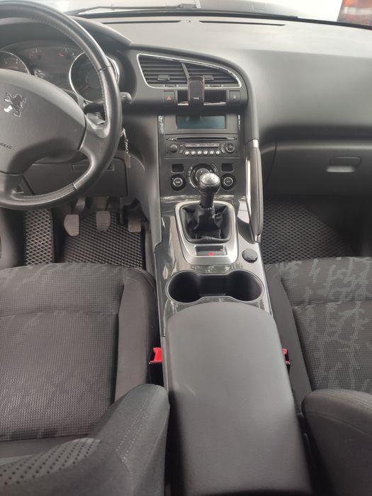 Продам Peugeot 3008 2011 г.