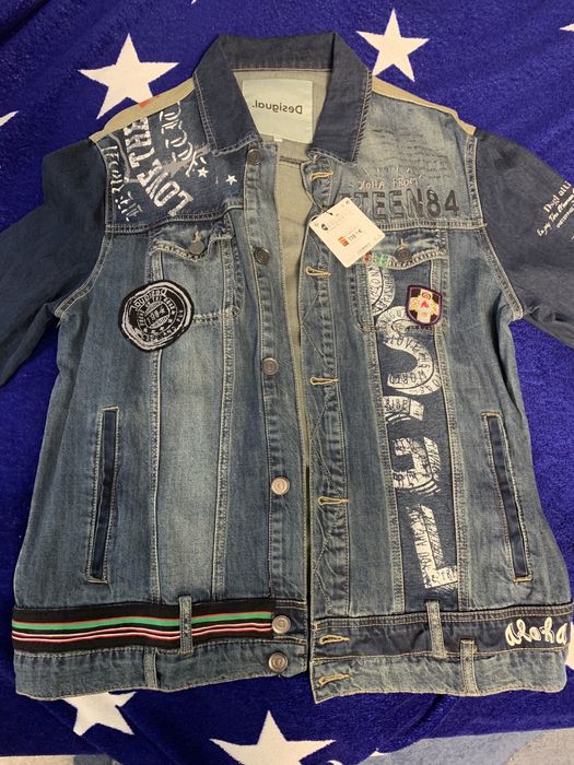 Продам новую джинсовую куртку фирмы Desigual