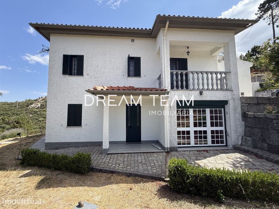 Quinta com Moradia T5 Seia - Póvoa Nova
