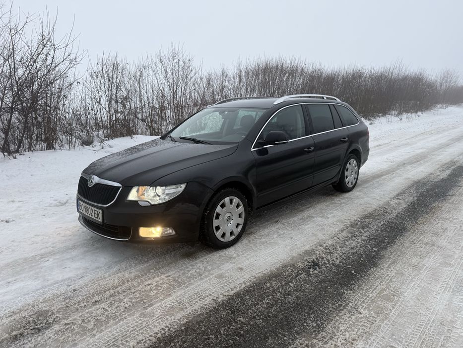 Шкода Суперб 2 2011 рік