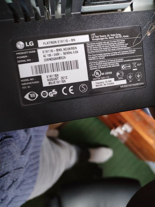 Продам  комплектом, або окремо.