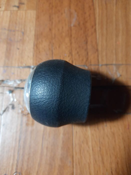 Ручка переключння передач Тойота.