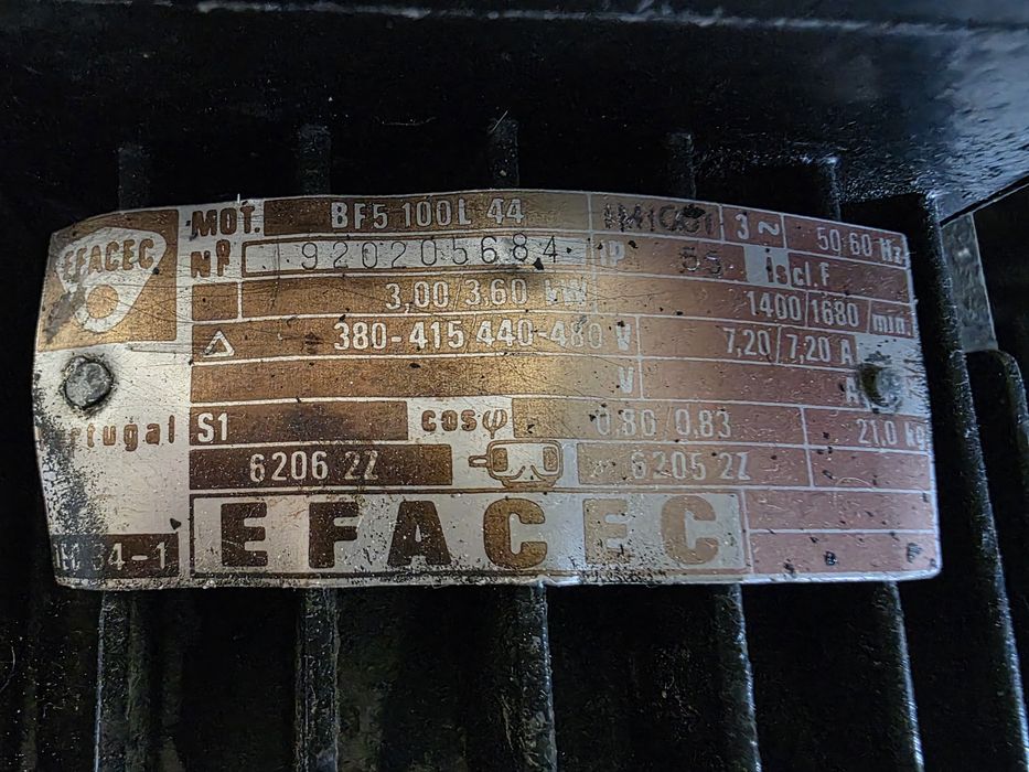 Vende  compressor e depósitos