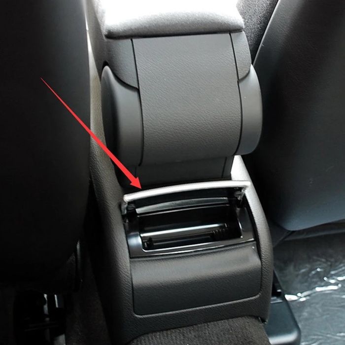 Задня Попільничка Пепельница Audi A4 B6,B7,Seat Exeo,Ауді А4 Б6,Б7