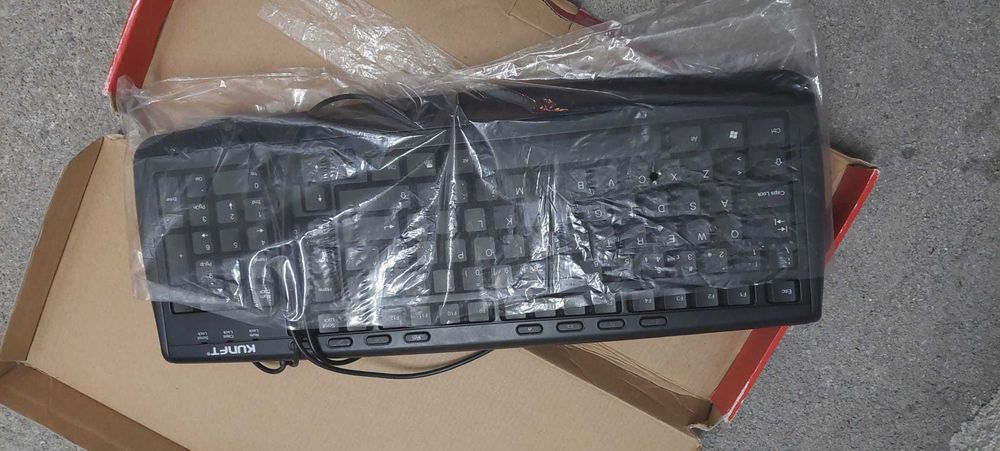TECLADO c/fio Kunft, Layout PT-PT