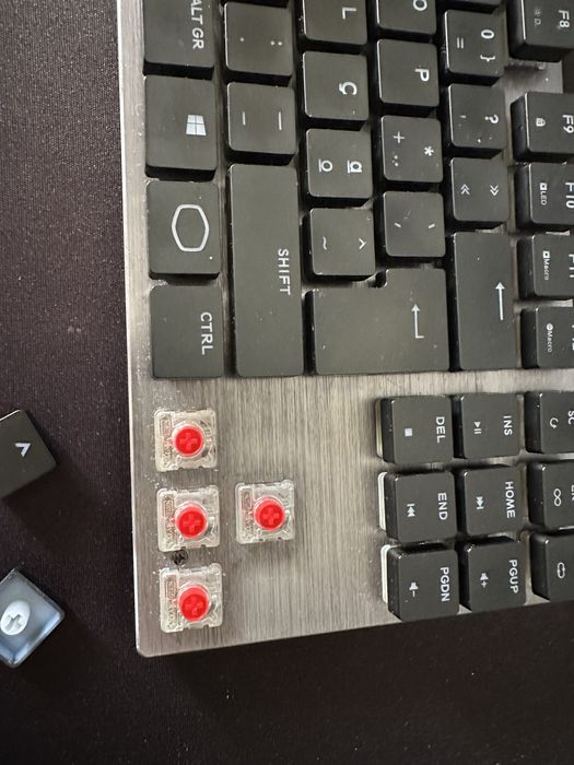 Teclado Cooler Master SK630 TKL Low profile