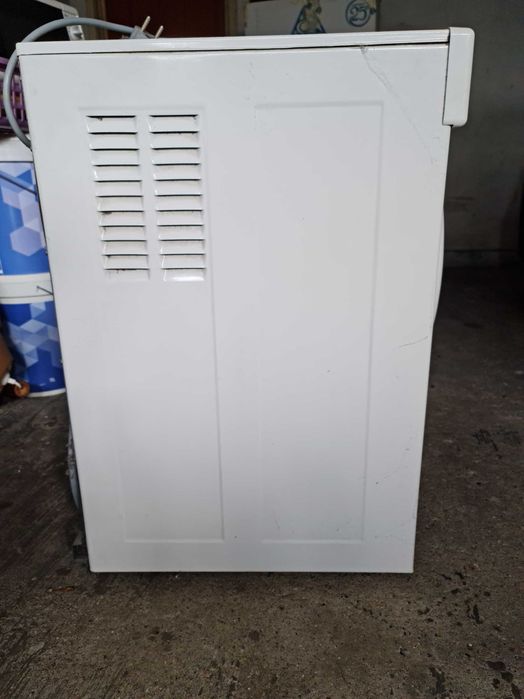 Máquina de secar roupa