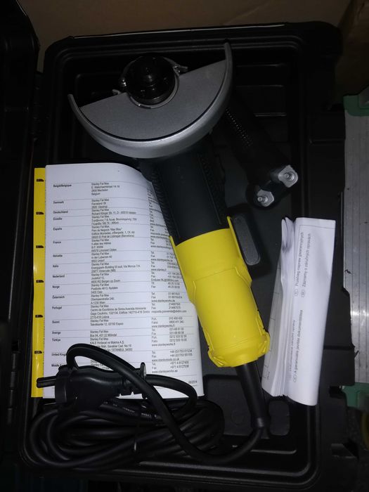 Sprzedam nową szlifierkę firmy STANLEY  FAT MAX