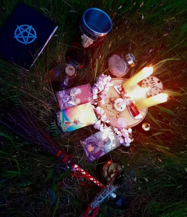 100% Wiedźma od 10 lat - tarot, rytualistka / magia ludowa