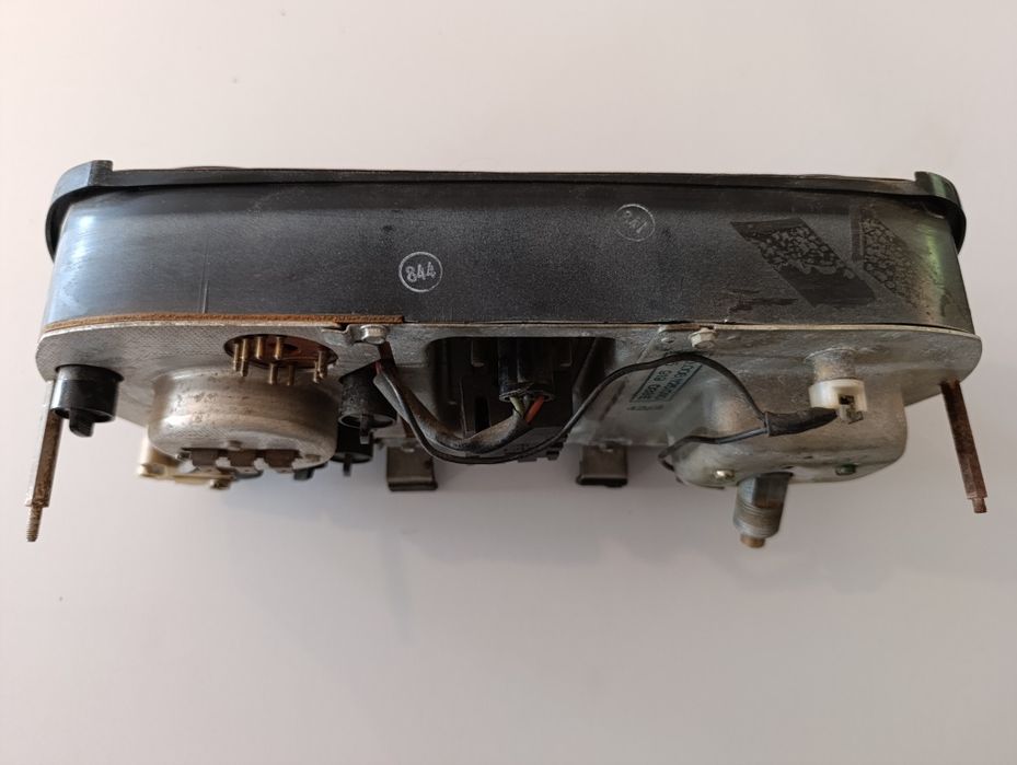 Licznik Audi 80 B1 z obrotomierzem