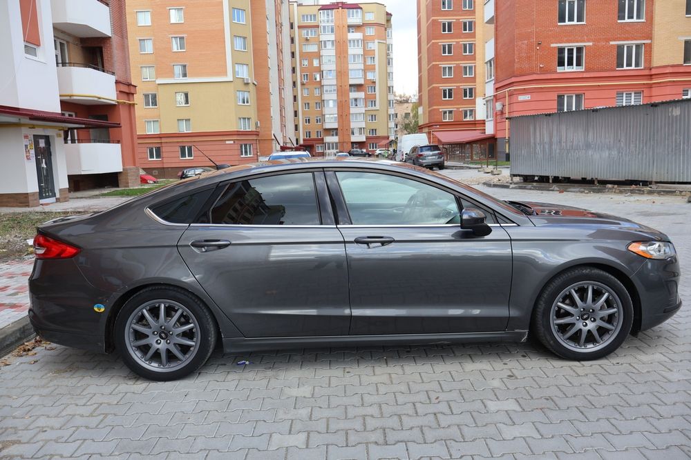 Продам форд fusion 2019р.