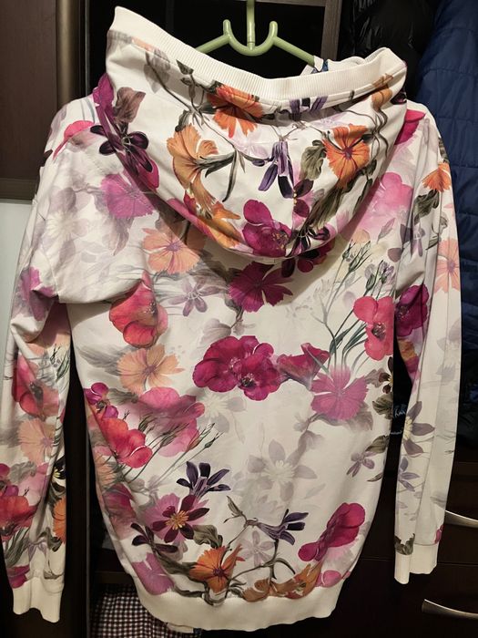 Bluza z kapturem Okee