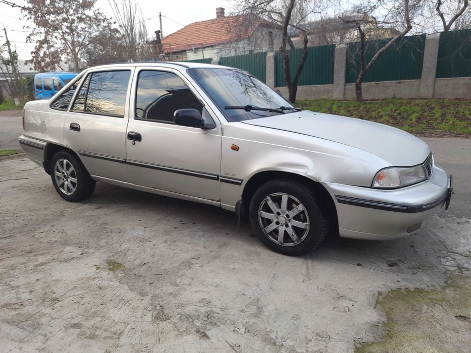Продам Daewoo Nexia в нормальном состоянии
