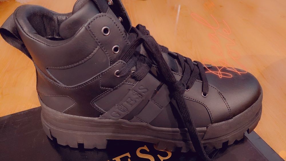buty  guess  męskie  45  rozmiar  nowe