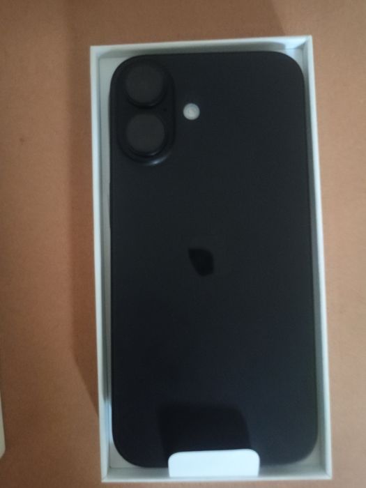 Sprzedam Iphone 16 Dobry stan