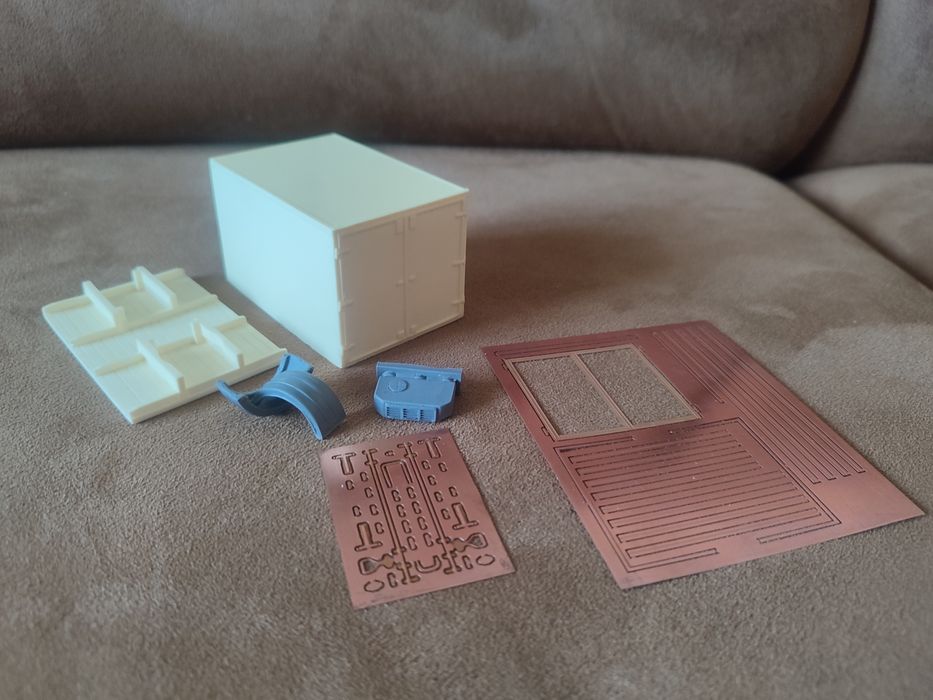 КІТ ізотермічна будка з кондиціонером 1:43