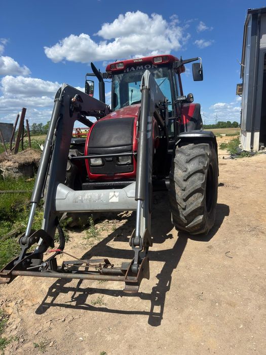 Valtra T140 z turem