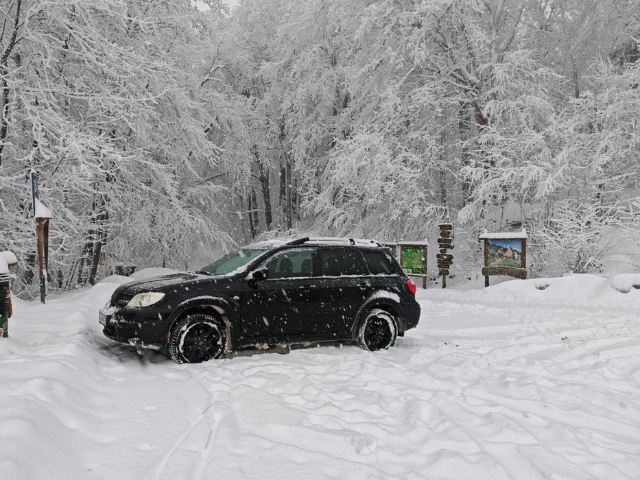 Mitsubishi Outlander 2004, 2.4 ,АКПП полный привод