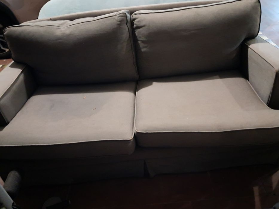 Sofá Cinza 2 lugares