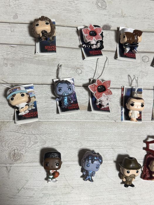 Кіндер джой дивні дива strange things