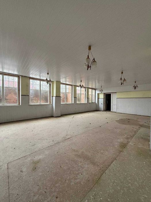 Прподаж кмерційного приміщення