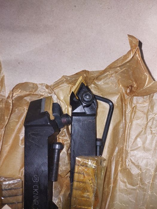 Різці токарні механічні+пластини