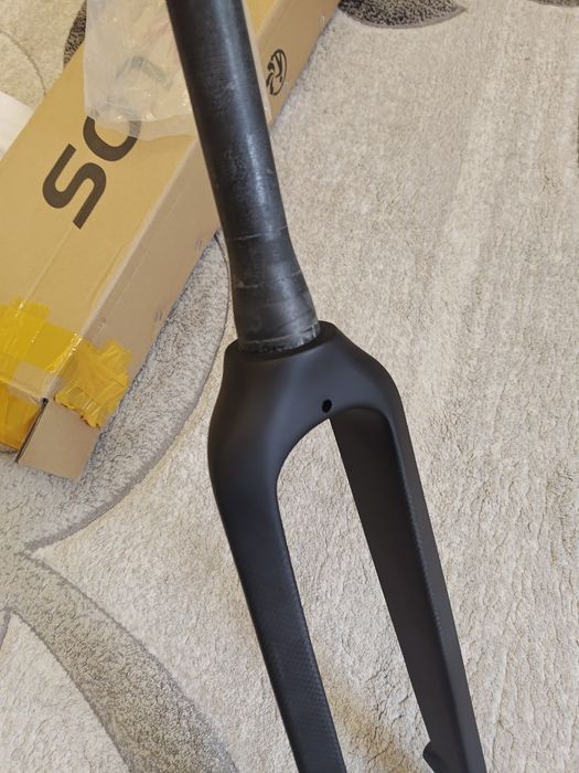 карбонова вилка МТБ MTB під конус 27.5 ригідна матова carbon 9x100