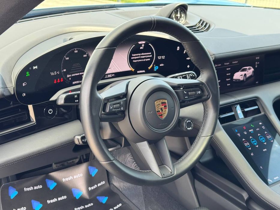 Porsche Taycan Cross Turismo 2023 freshauto